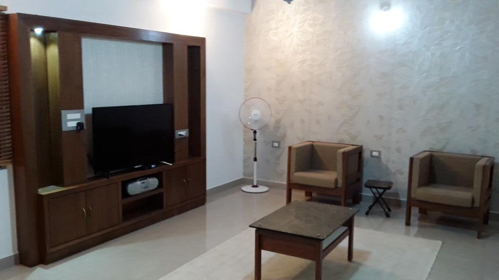 Hotel Mudra Midtown Suites & Rooms Kalasa Exterior foto